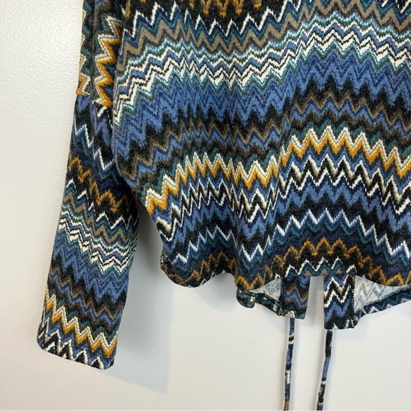 Ariella Blue Zig Zag Chevron Cowl Neck Lace Up Pullover Sweater Size Large - Picture 7 of 11